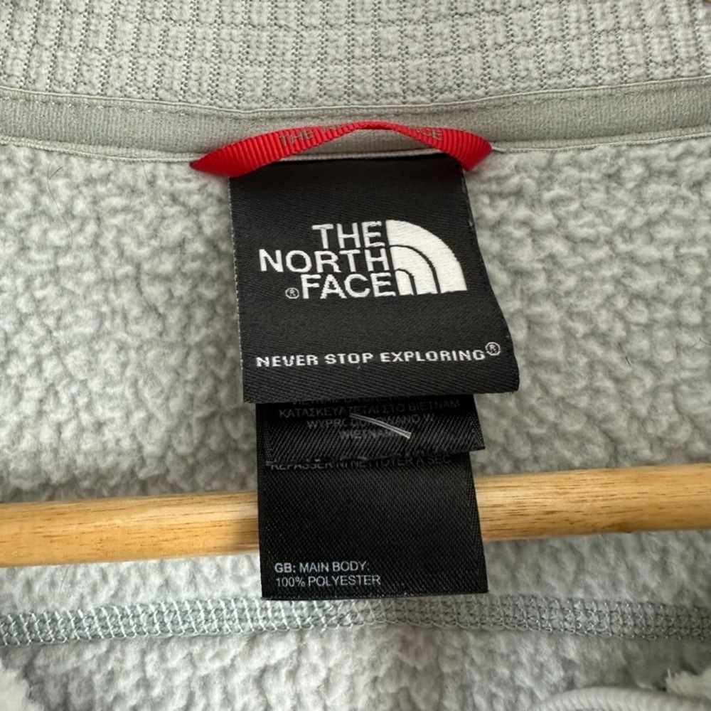 The North‎ Face Womens Medium Gray 1/4 Zip Fleece Pullover Sweatshirt - Picture 3 of 11